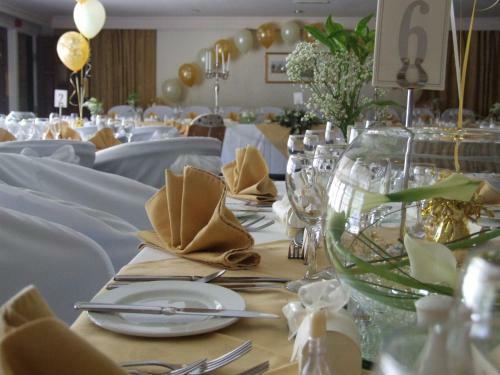 Santo's Higham Farm Hotel