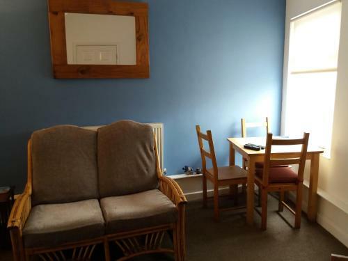 Apartamento The Crows Nest Holiday Home