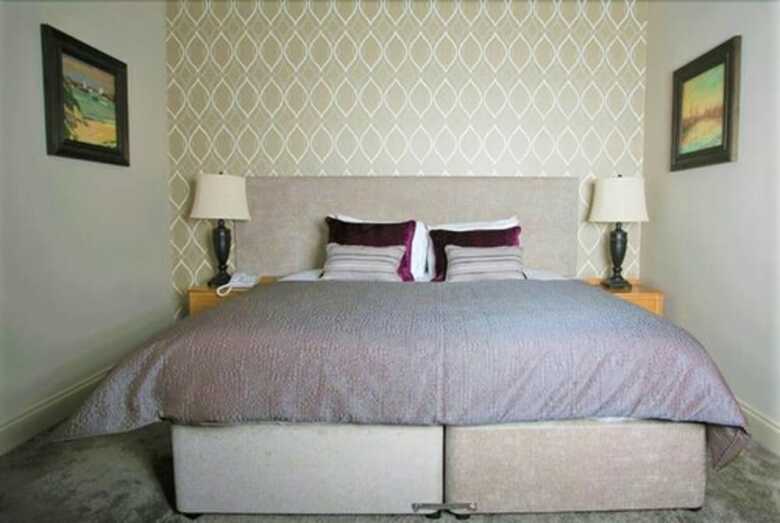 Hotel The George At Baldock