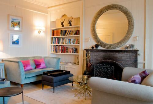 The Airds Hotel And Restaurant