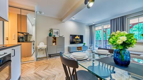 Apartamenty Centrum - Wyszy?skiego 9 - Royal Aparts
