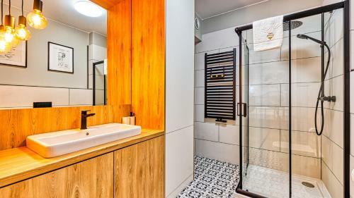 Apartamenty Centrum - Wyszy?skiego 9 - Royal Aparts
