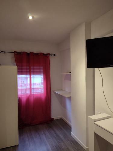 Avenue Rooms