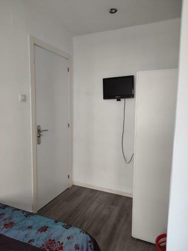 Avenue Rooms