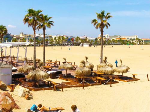 Apartments Valencia, Caba�al