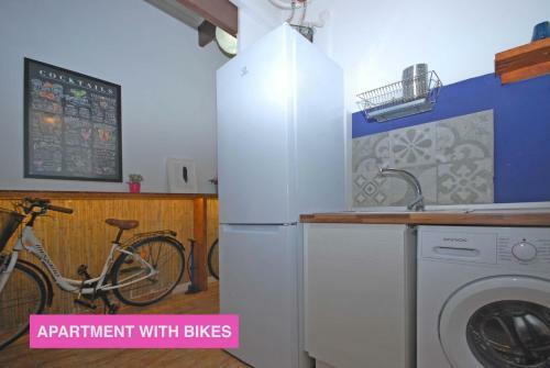 Apartments Valencia, Caba�al