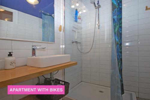 Apartments Valencia, Caba�al