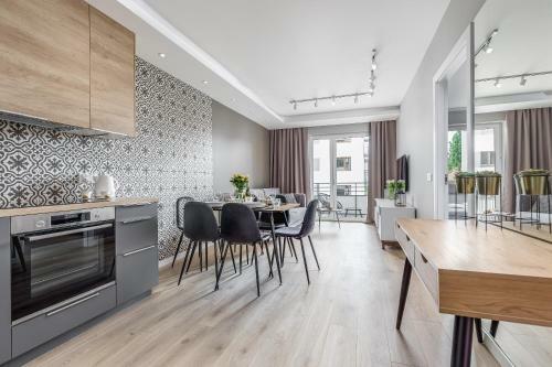Premium Apartments New Town Private Parking Included