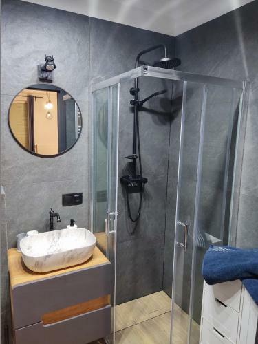 River House - Apartament Z Ogr�dkiem