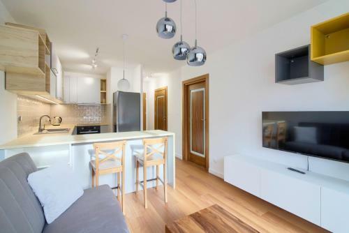 Apartments In - River House