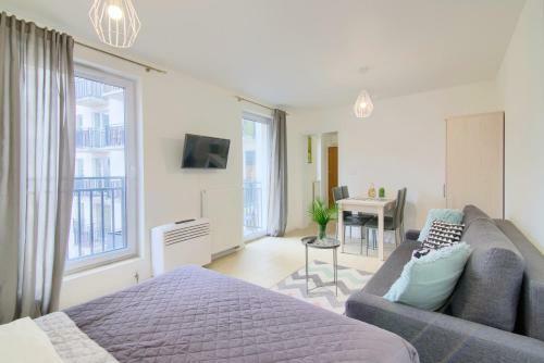 Apartments In - River House