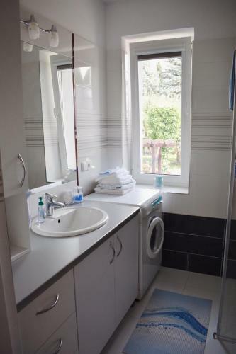 Cozy Apartment In Tarnow