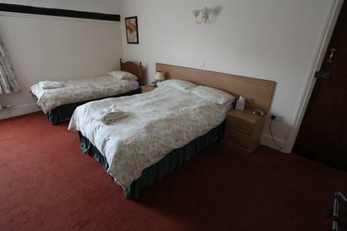 Cedars Hotel