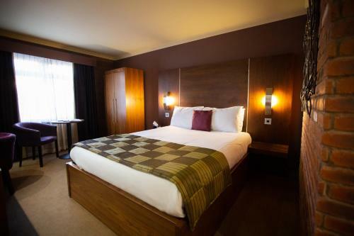 The Crown Hotel