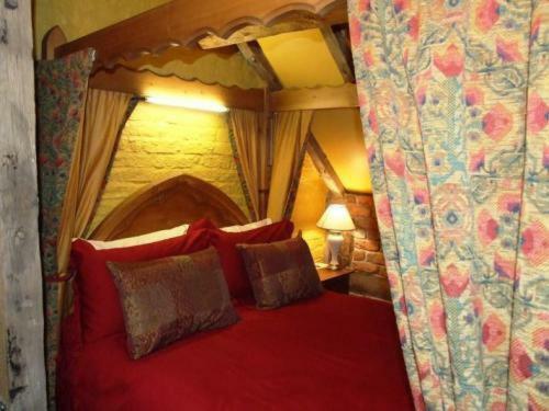 Hostal Wizards Thatch Luxury Suites