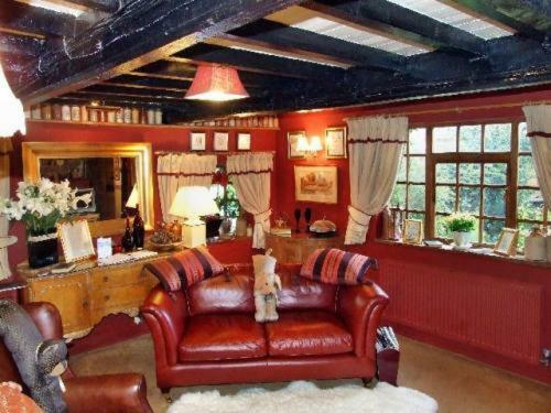Hostal Wizards Thatch Luxury Suites