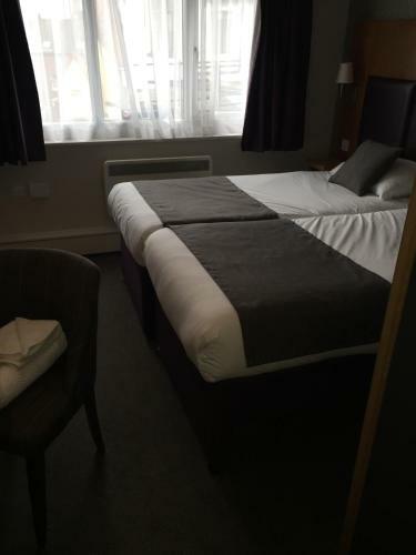 Hotel De Trafford By Greene King Inns