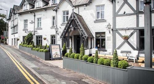Hotel De Trafford By Greene King Inns