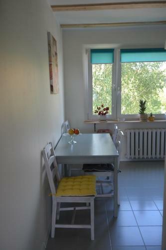 Green Sunny View Apartment