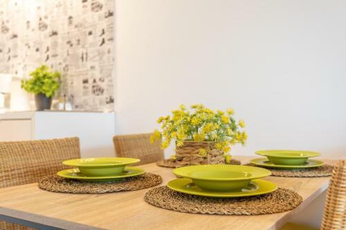 Ambria Apartments V