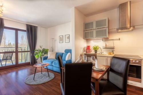 Ambria Apartments Promenada