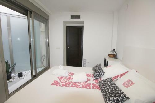 Precioso Apartamento Al Lado de Las Torres de Serrano