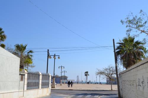 Apartamento Beach Malvarrosa, Caba�al, Wifi Free. Ca' Micaela.