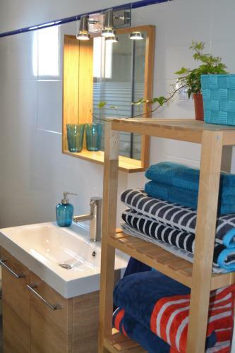 Apartamento Beach Malvarrosa, Caba�al, Wifi Free. Ca' Micaela.