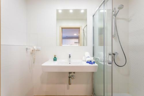 Ambria Apartments Dune