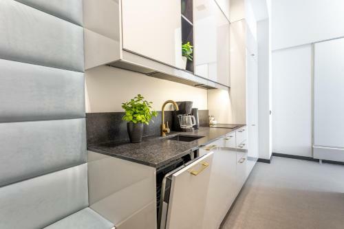 Apartpark - Ambria Apartments