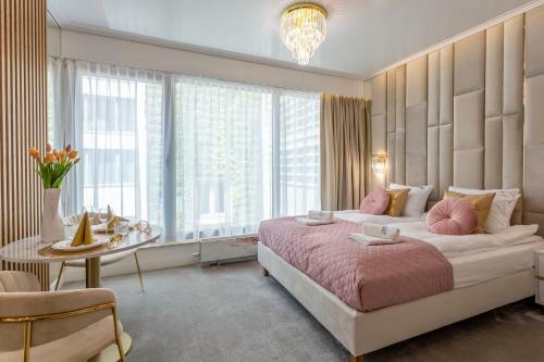 Apartpark - Ambria Apartments