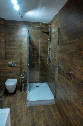 Apartament Przy Parku Z Du?ym Tarasem ,prywatny Parking