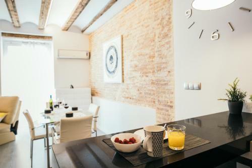 Apartamento Cathedral Modern 2br, 1ba, Wifi, Ac, Balcony