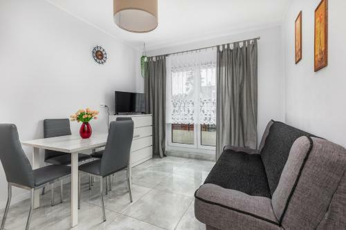 Apartamenty Legion�w 47 By Renters
