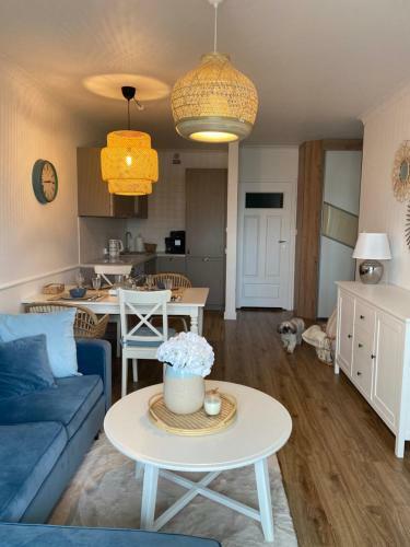 Apartament Niebieskie Migda?y