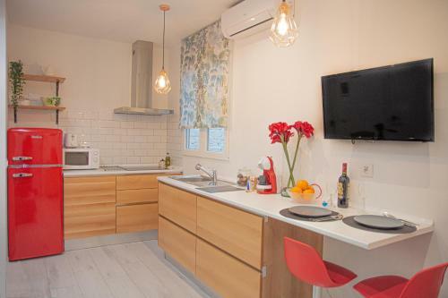 Cozy & Modern Apartment Next To Metro A. Guimer�