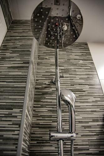 Cozy & Modern Apartment Next To Metro A. Guimer�