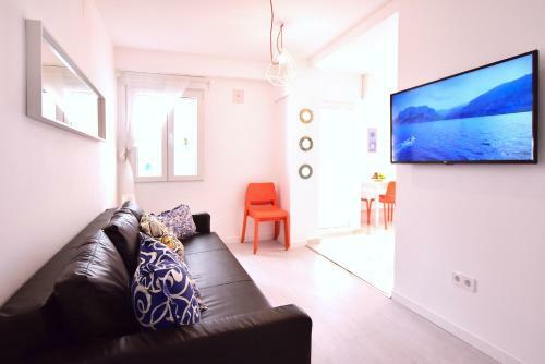 Emma Apartment Central