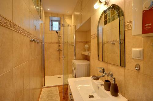 Apart-invest Apartament B?aszko
