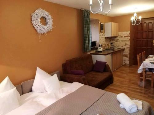 Hostal Apartamenty I Pokoje Aneta