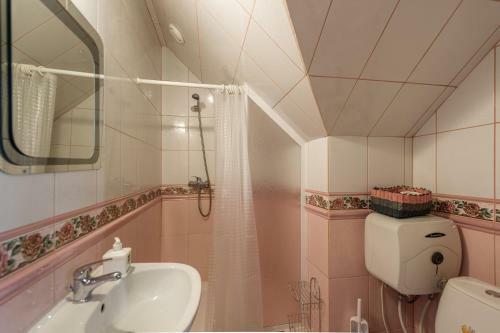 Apartament Bia?y Domek - 5d Apartamenty