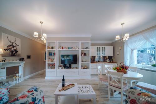 Dolina Wiking�w Apartament Urnes 01