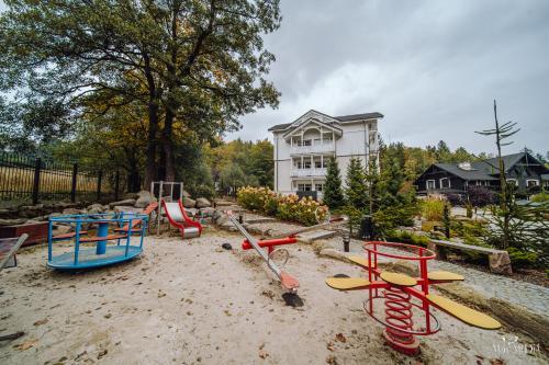 Dolina Wiking�w Apartament Urnes 01