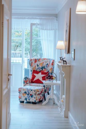 Dolina Wiking�w Apartament Urnes 01