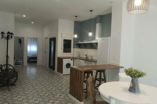 Apartamento Piso Con Encanto A 3 Minutos Del Centro Hist�rico.