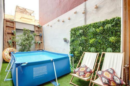 Apartment With Pool By The Beach
