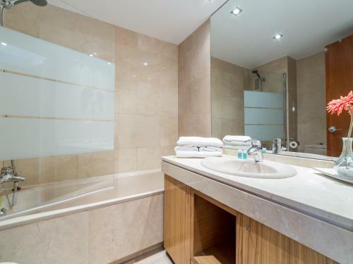 Apartamento Travel Habitat - Ciudad de Las Ci�ncias