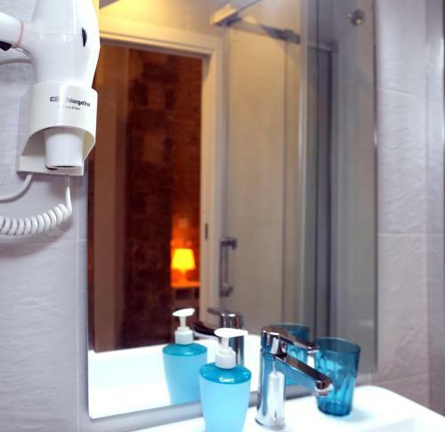 Apartamento Loft Independiente Con Piscina Compartida En Centro De Valencia