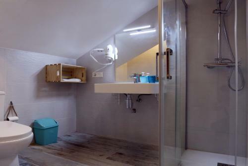 Apartamento Loft Independiente Con Piscina Compartida En Centro De Valencia