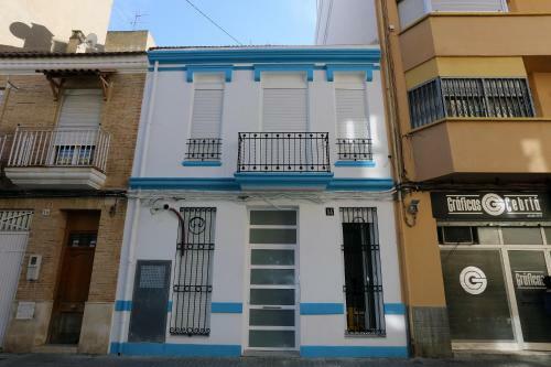 Apartamento Loft Independiente Con Piscina Compartida En Centro De Valencia
